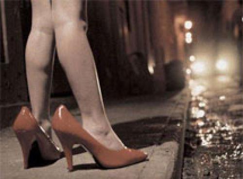 Niñas venden su cuerpo por dos dólares