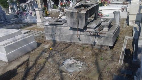 Sin visitar más del 50% de las tumbas en los panteones municipales