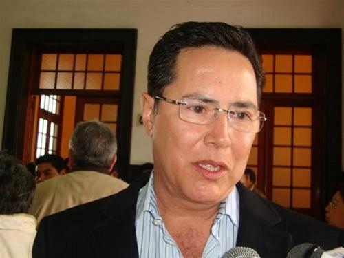 Hoy se registra ante el CEN del PAN José Julián Sacramento