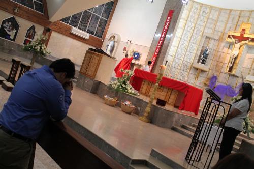 En Reynosa, inicia candidato panista en la Iglesia