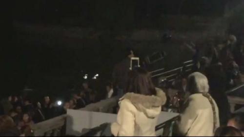 Cancelan función del Lago de los Cisnes; lanzan sillas