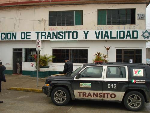 Investiga contraloría supuestos abusos de agentes de transito