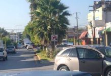 Accidente deja solo daños materiales en la calle del Taco