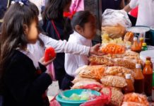 Se prevé disminuir venta de ‘chatarra’ afuera de escuelas