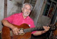 Canten tristes guitarras