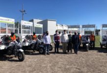 Entregan unidades de emergencia y de recolección de basura