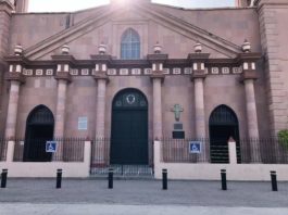 Abren iglesias en Matamoros tras autorización de autoridades de Salud.