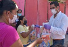 Sistema DIF Reynosa apoya a menores para que continúen con sus estudios