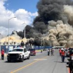 Voraz incendio arrasa empresa maquiladora (4)