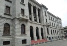 Comuna porteña dará de baja 1212 bienes por inservibles, entre ellos 57 vehículos