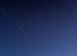 Los satélites Starlink siguen siendo demasiado brillantes para los astrónomos