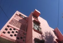 Provoca miedo edificio a punto de caer en Infonavit Buenavista