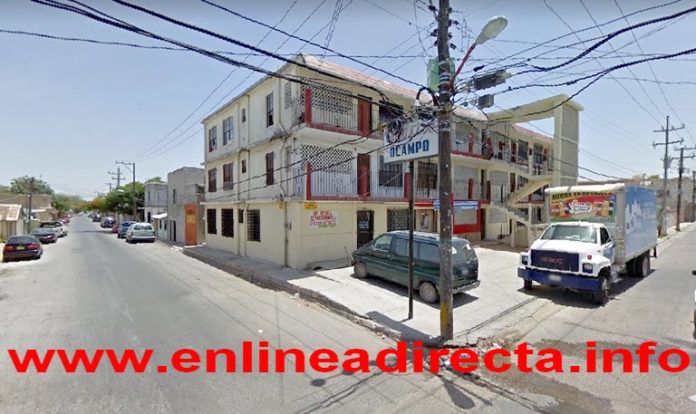 Deja estacionada su unidad en calles de la zona Centro y se la roban