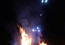 Quema de media docena de colchones genera movilización de equipos de emregencias