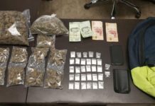 Policía Estatal levaron a cabo la detención de una persona y el aseguramiento de una mochila que contenía diversas dosis