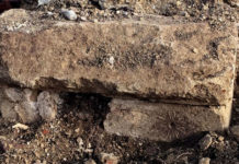 Descubren inusuales “marcas de bruja” en una iglesia de la época medieval en Reino Unido (FOTOS)