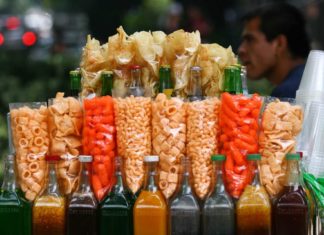 Papas fritas y totopos, “snaks” favoritos en los hogares mexicanos