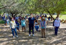 Ayuntamiento y DIF Reynosa reciben donación del beisbolista Jaime García