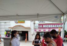 Ayuntamiento y DIF concientizan a jóvenes sobre alcoholismo y embarazo no deseado