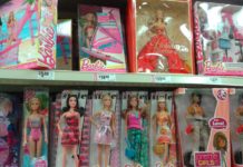 Anticipan comprando juguetes para Navidad
