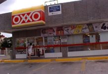 Rateros asaltan a empleados de tienda de conveniencia