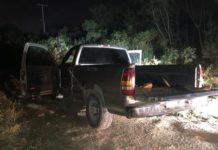 Policía Estatal aseguró dos camionetas