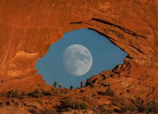 Capta espectacular fotografía de ‘el ojo de la Luna’