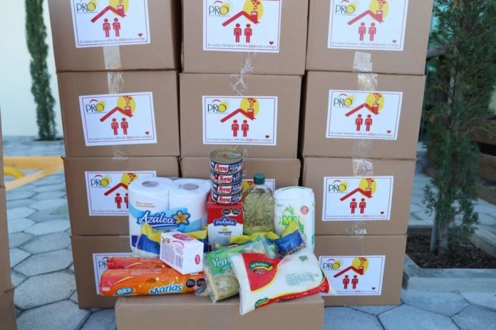 Entrega DIF 60 cenas navideñas diariamente.