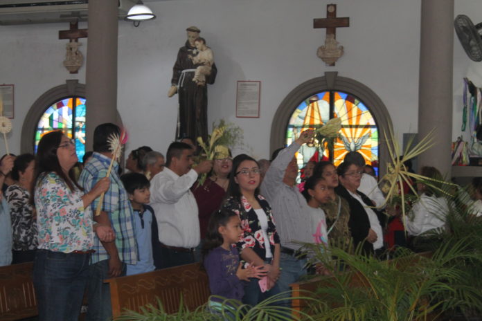 Fieles Reciben 12112020