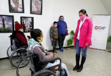 Dona DIF Matamoros 15 sillas de ruedas