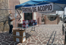 Llevan despensas como ofrenda a la Virgen de Guadalupe.