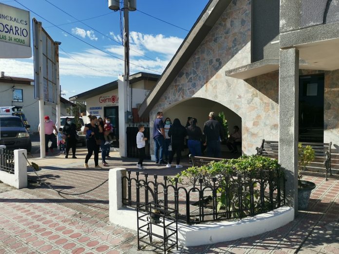 Velan a bombero fallecido por lesiones al ser atropellado