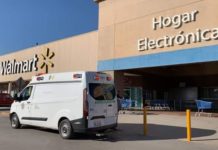 Muere empleado en la tienda Walmart