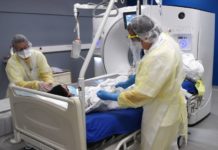 COVID-19; bajan fallecimientos en fin de semana