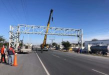 Auxilia Tránsito y Vialidad a automovilistas