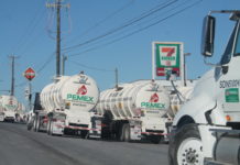 Abastecen gasolina a Reynosa