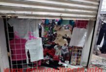 Rateros saquean locales de mercado popular y huyen