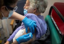Inicia vacunación a abuelitos el próximo lunes