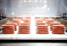 Dieta vegana ya no equivale a dieta sana: la industria se está enganchando a los ultraprocesados