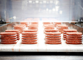 Dieta vegana ya no equivale a dieta sana: la industria se está enganchando a los ultraprocesados