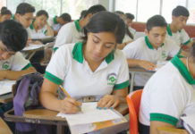 Continúa la entrega de fichas en el Conalep