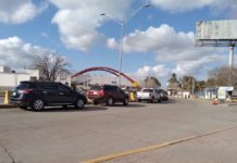 Texanos cruzan a Matamoros a surtir despensa