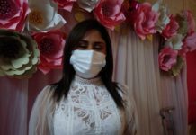 Regidora busca motivar a las mujeres con platica “Amarse así mismas”