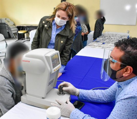 DIF Reynosa llevó campaña oftalmológica al CAMEF