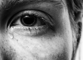 Estos nanosensores en ojos o boca permitirían controlar la salud y hasta medicar a las personas