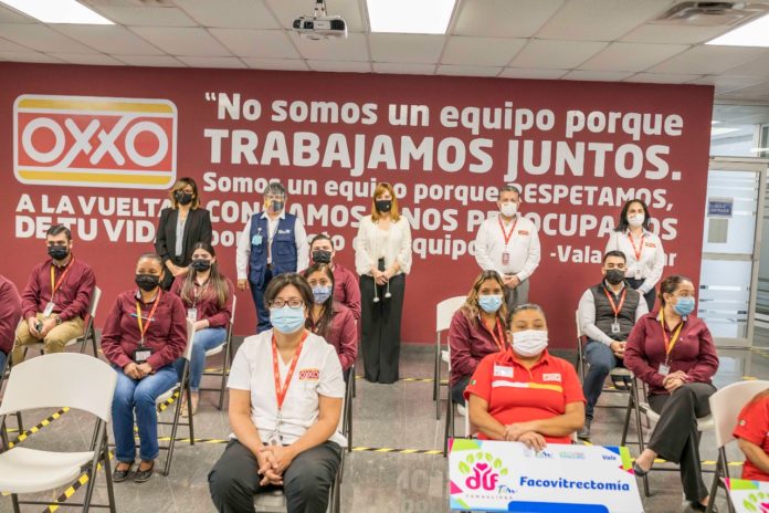 DIF-018-2021.-Firma Mariana Gómez convenio de colaboración con Oxxo Tamaulipas, para promover oportunidades laborales para adultos mayores y personas con discapacidad (4)
