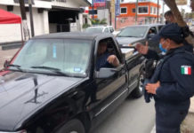 Turistas sin cubrebocas pasan filtro sanitario al cruzar a Matamoros