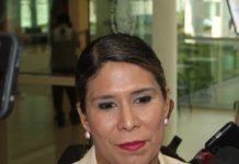 Maestros piden la renuncia de la Sub secretaria de Educación Básica