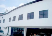 Ratero roba unidad de mujer y huye con rumbo desconocido