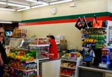 Solitario ratero asalta tienda comercial y huye con el dinero